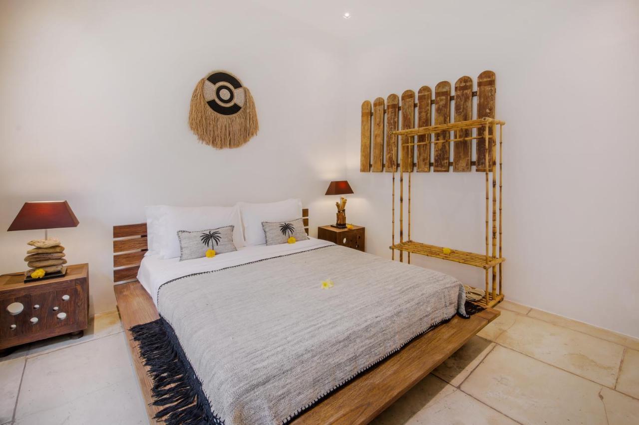 Villa Malou Seminyak Buitenkant foto