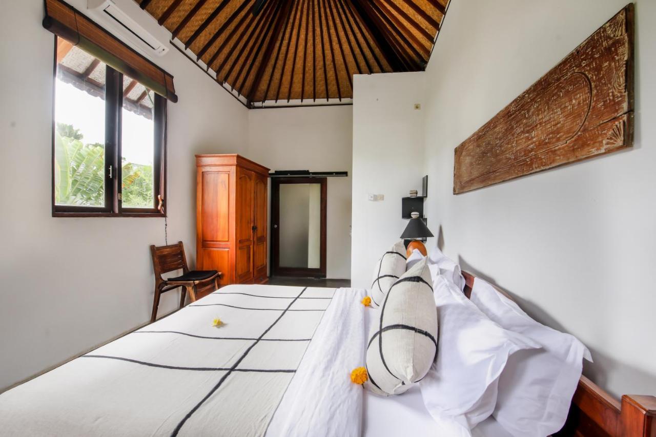 Villa Malou Seminyak Buitenkant foto