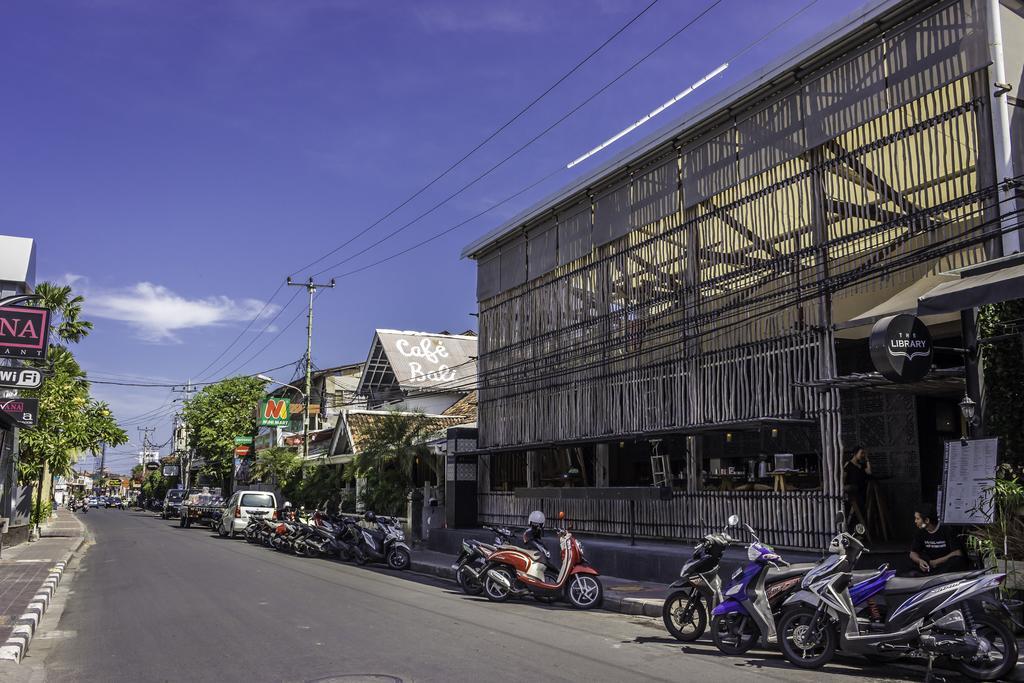 Villa Malou Seminyak Buitenkant foto