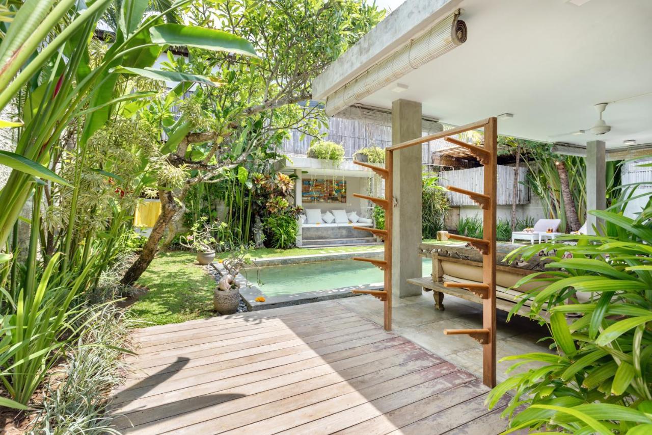 Villa Malou Seminyak Buitenkant foto